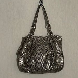 B. Makowsky, flexible, shoulder bag.